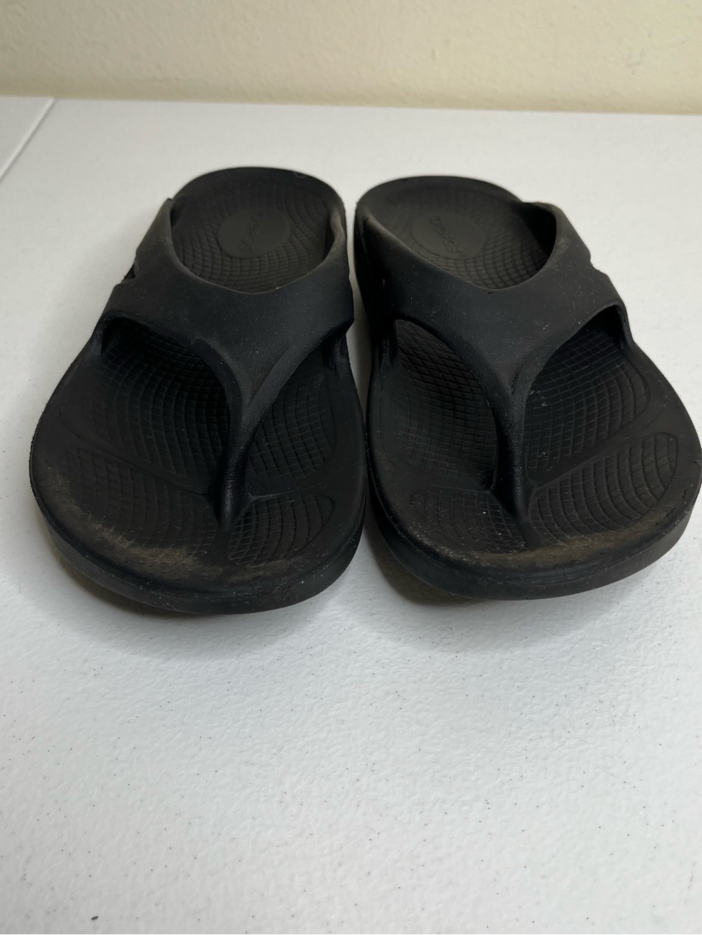 Oofos Ooriginal Recovery Sandal Black Flip Flop Thong Comfort Unisex Women 8 - Picture 2 of 10